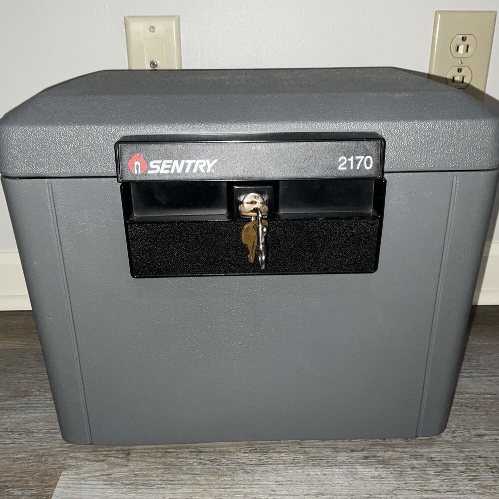 Sentry Portable Lock Box Small Gray Keyed Lock Mechanism 2170 Fire Safe w/Key